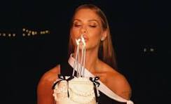 Esposa de Gusttavo Lima celebra 37 anos e encanta fãs com registro